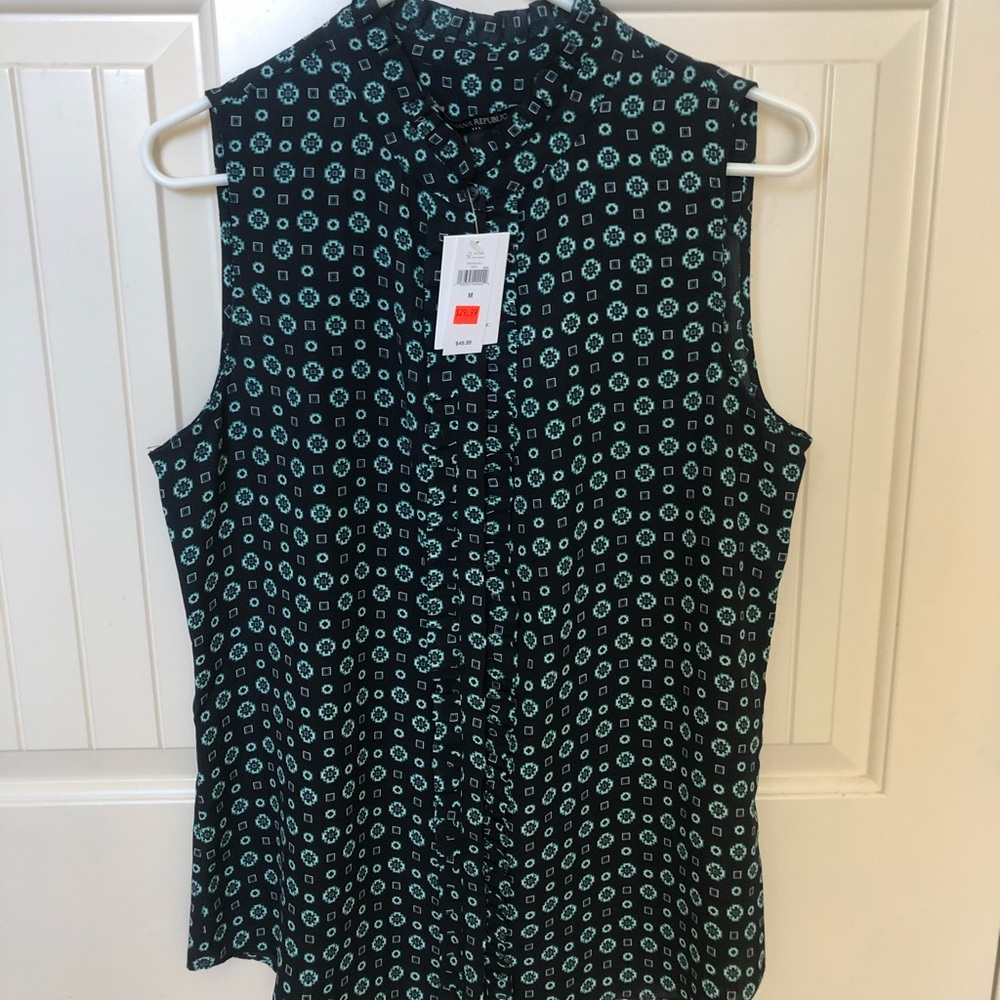 Banana Republic Ruffled Top